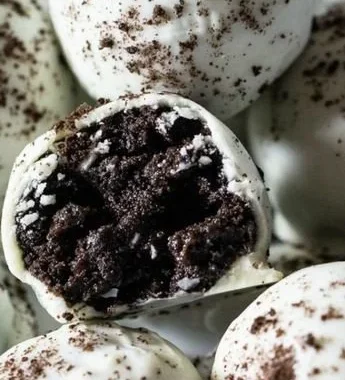 Delicious Oreo Cake Balls arranged on a serving platter