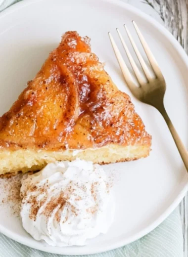 Delicious Peach Upside Down Cake with caramelized peaches on top