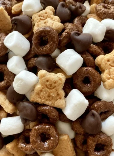 Delicious S'mores Trail Mix with chocolate, marshmallows, and graham crackers