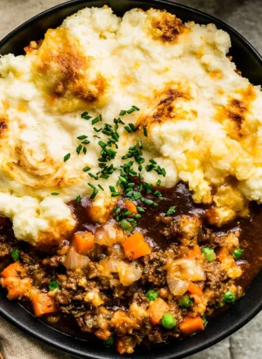 Delicious Shepherd's Pie topped with creamy mashed potatoes